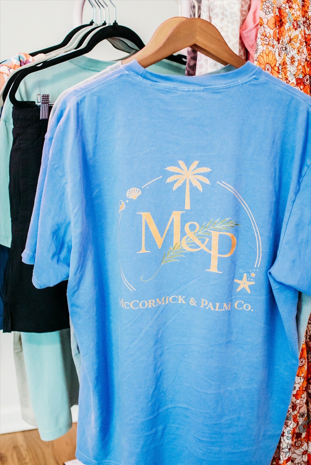 Signature Tees 🌴