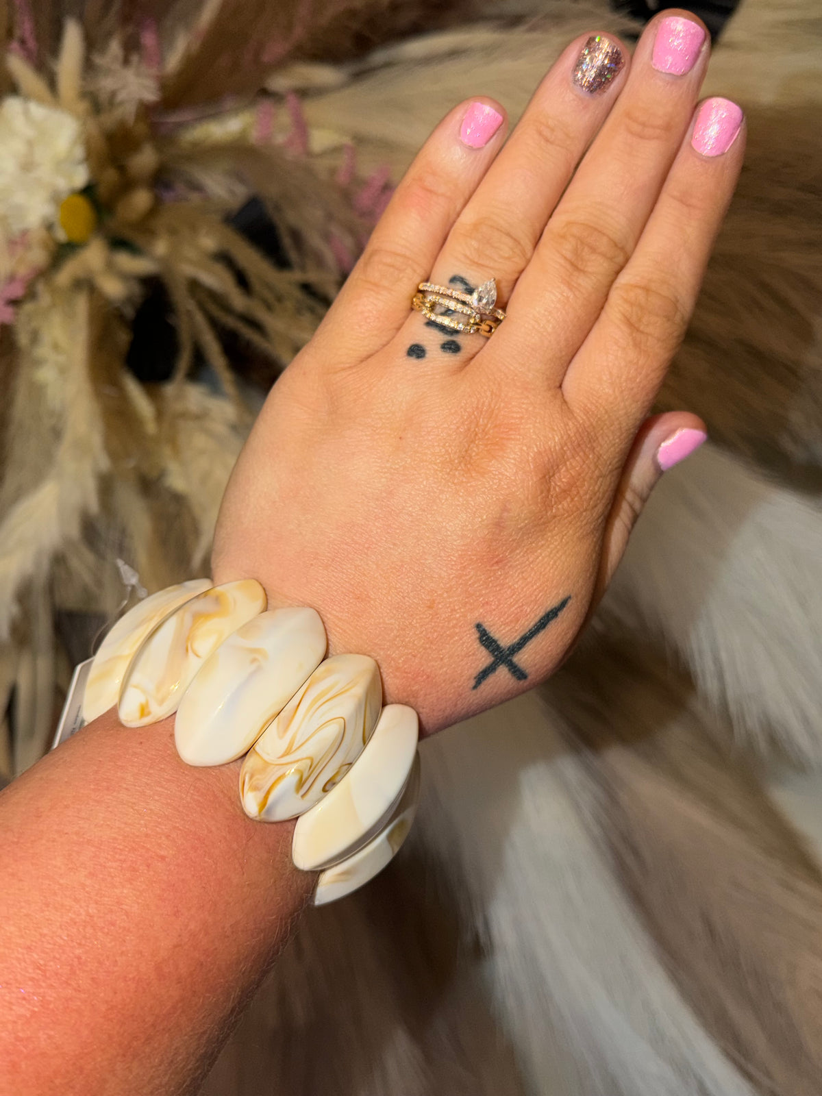 Honey Swirl Oval Bracelet